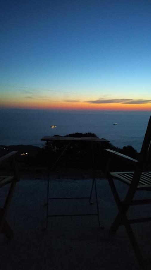 Aegean Deep Blue Andros Ano Aprovato Apartment Luaran gambar